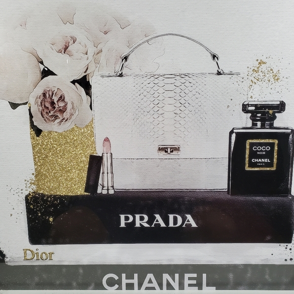 Oliver Gal Wall Art Accessories Glitter 24 x 24 Wood Frame - Picture 3 of 7